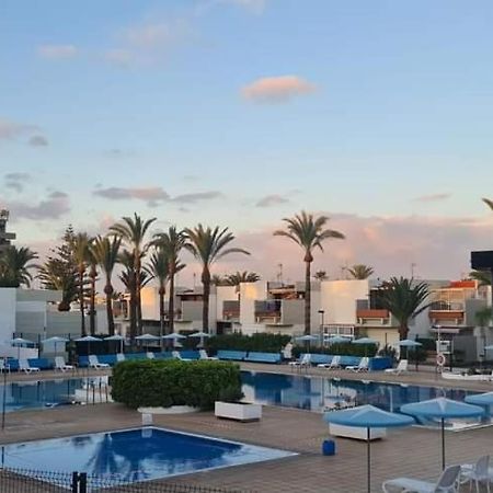 Family Comfortable Apartment Arona  Dış mekan fotoğraf