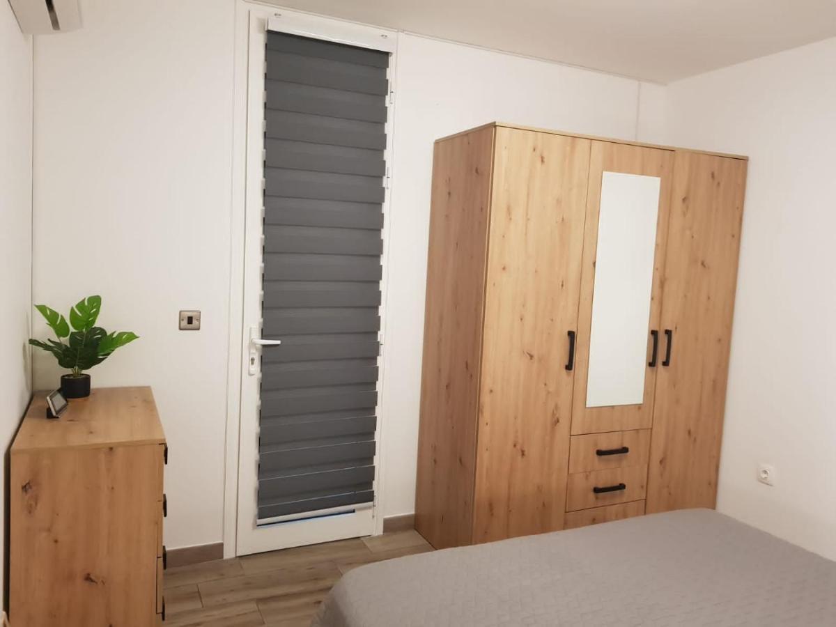 Family Comfortable Apartment Arona  Dış mekan fotoğraf
